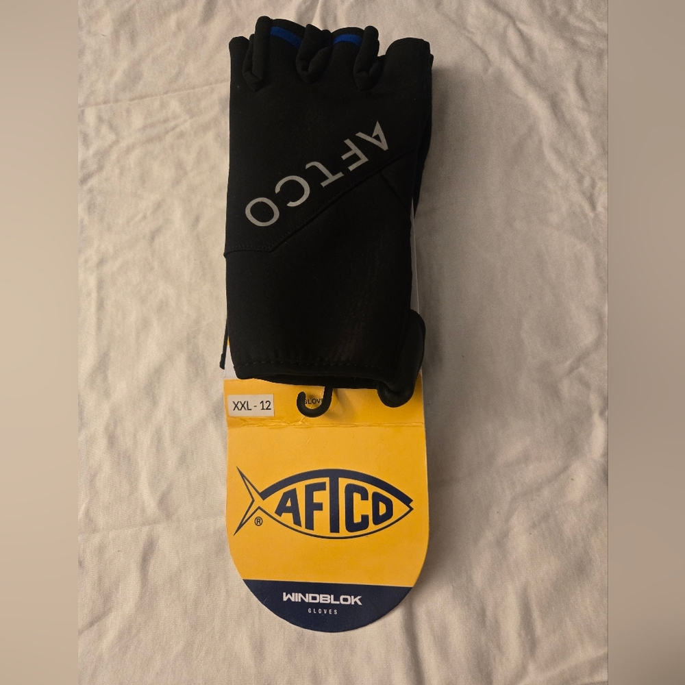 AFTCO Black Fishing Gloves with Blue Trim XL Windblok